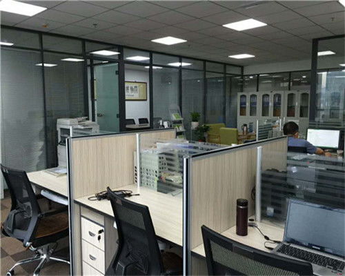 忻州辦公室玻璃隔斷 容坤玻璃隔斷定制公司及其職業技能培訓服務